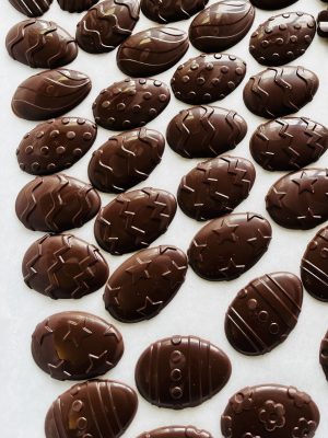 Les palets fins en forme d'oeufs